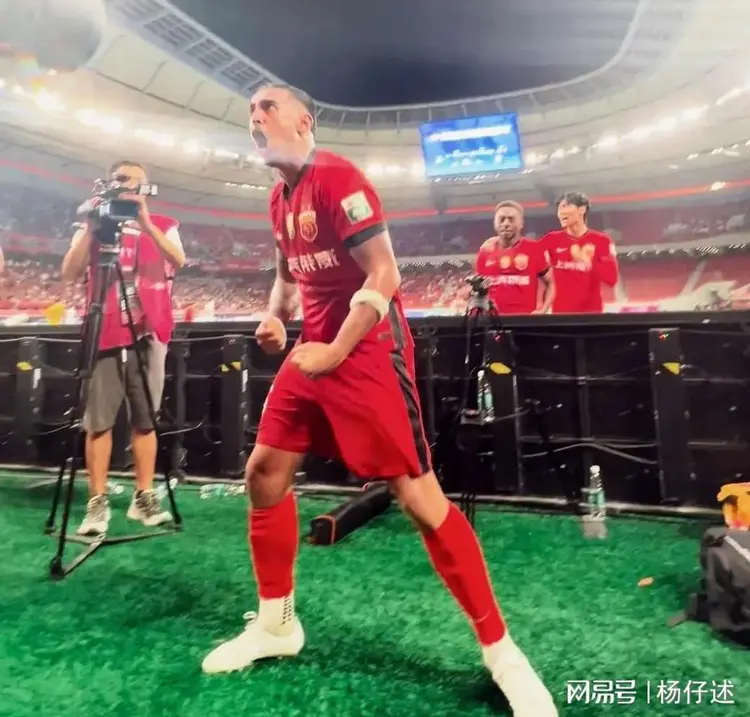 体育竞猜-意甲赛程吃紧，上海海港今晨防线松动，管理层满意，心理建设被强调的简单介绍