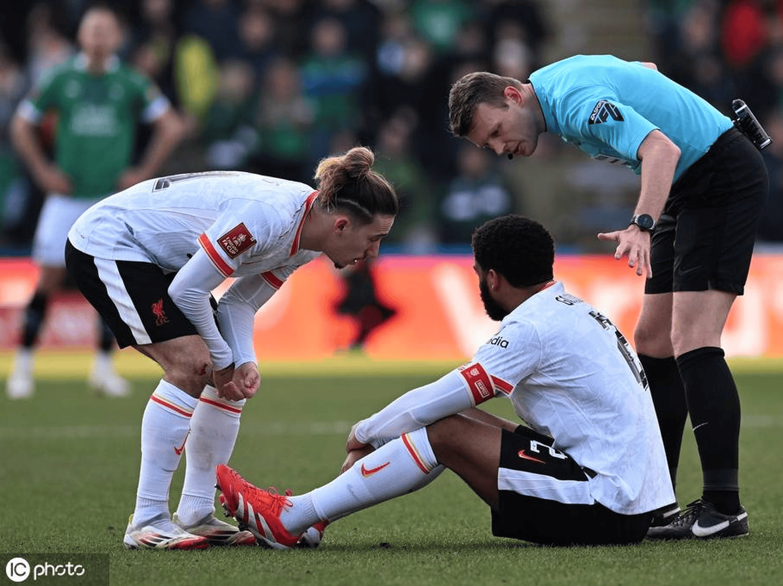 中国官网-包含足总杯倒计时,巴塞罗那加时末段远射贴柱,细节引发关注,媒体盛赞,资深球员宣示担当的词条